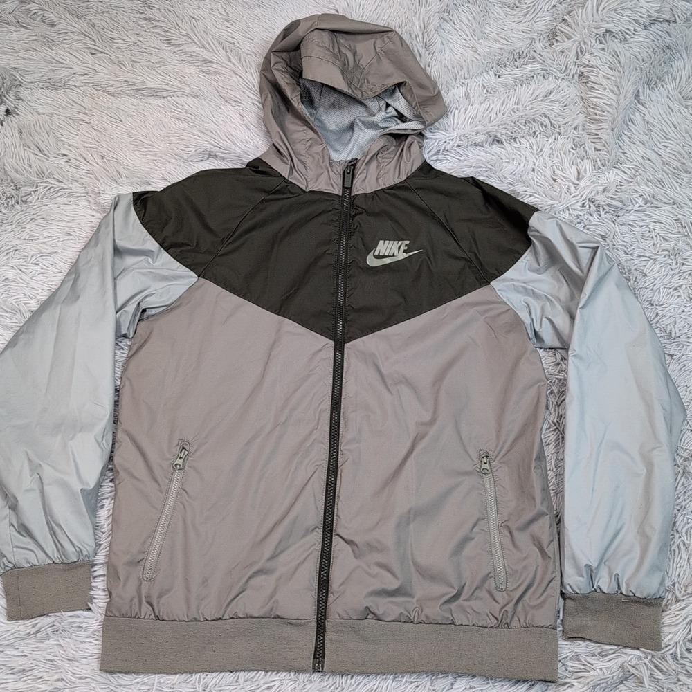 Nike Jacket Girls XL Gray Track Windbreaker Zip Up Swoosh‎ Lightweight Hood